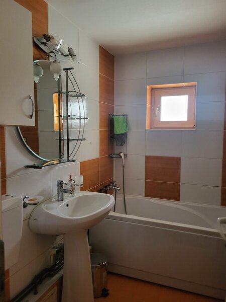 Militari- Uverturii / Teatrul Masca